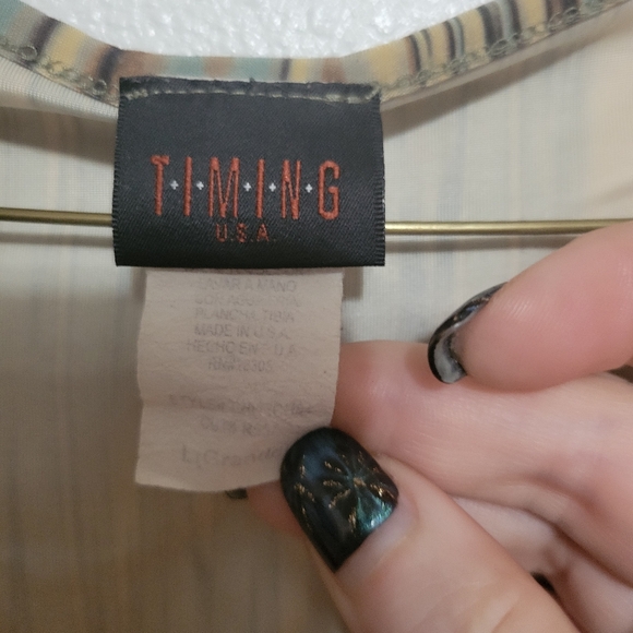 EUC flutter sleeve TIMING USA top - Picture 2 of 3